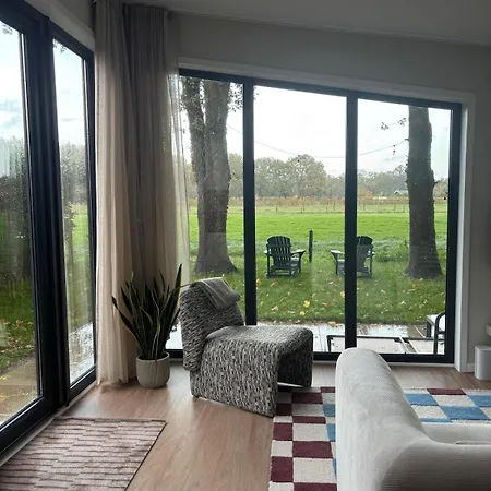 Chalet Tiny Forest House Met Vrij Uitzicht *