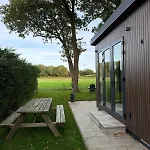 Chalet Tiny Forest House Met Vrij Uitzicht Putten