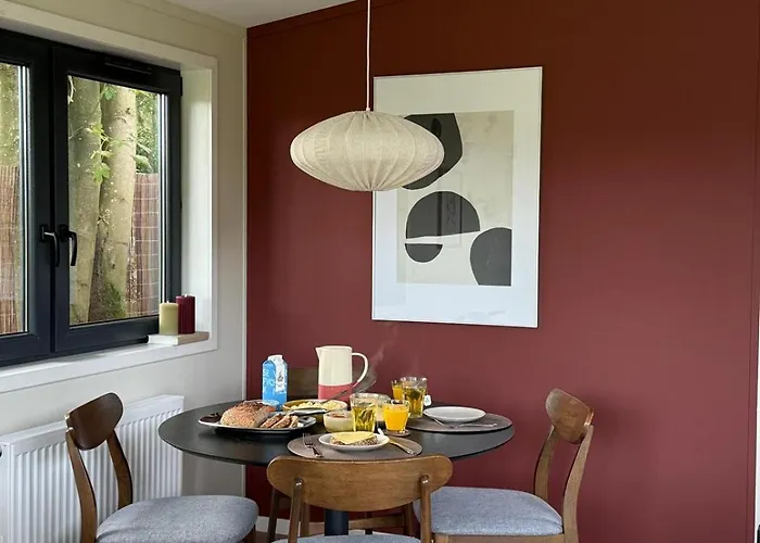 Tiny Forest House Met Vrij Uitzicht